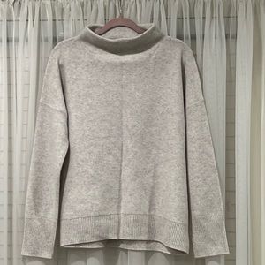 Women’s cashmere sweater